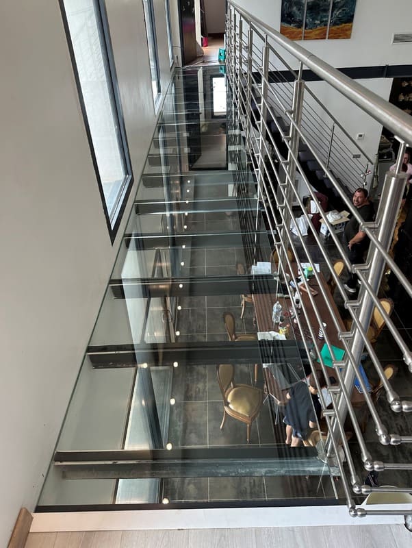 Dalles de sol en verre à Montpellier et ses alentours dans l'Hérault